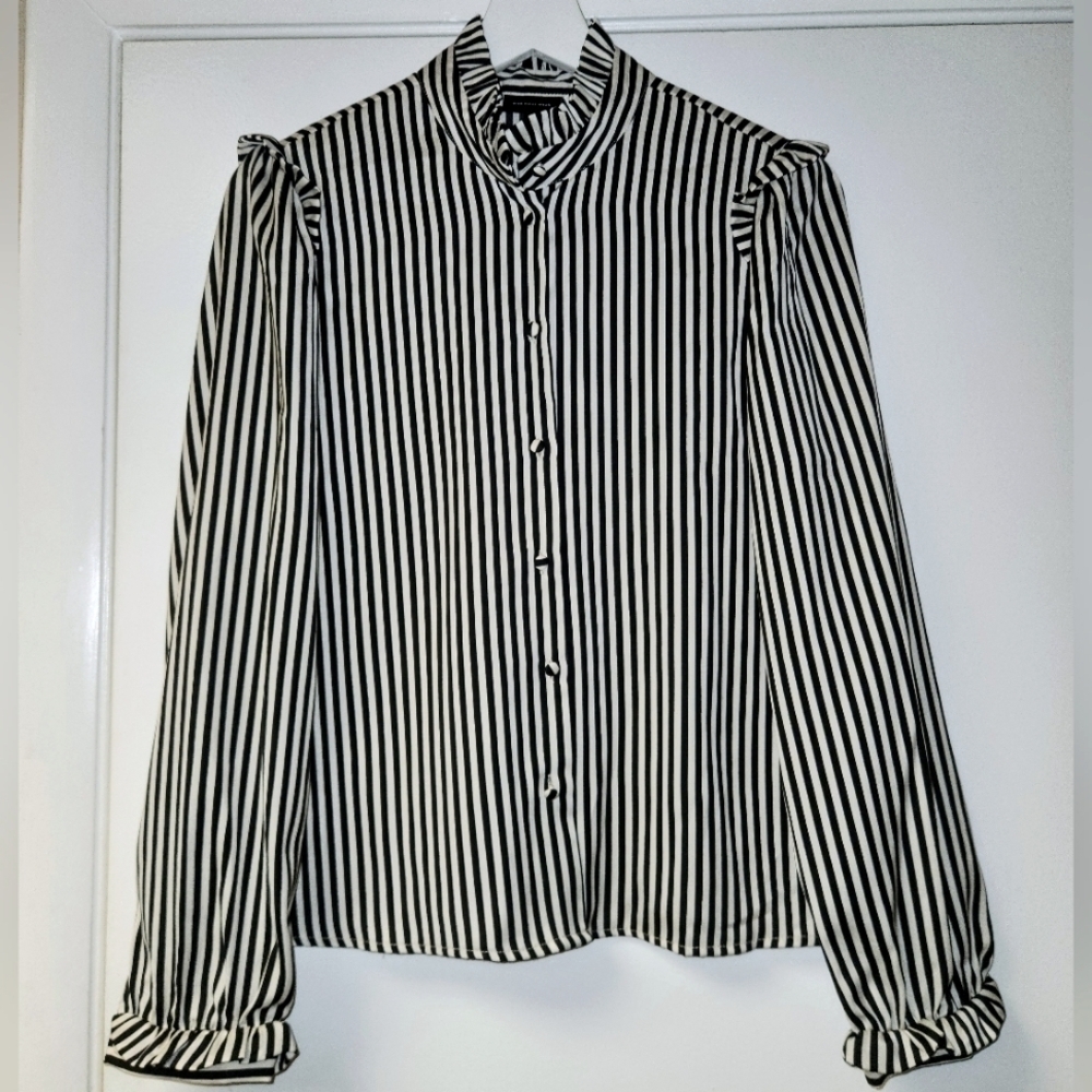 Who What Wear Striped Ruffled Victorian Mock Neck Blouse Size S - Picture 6 of 16